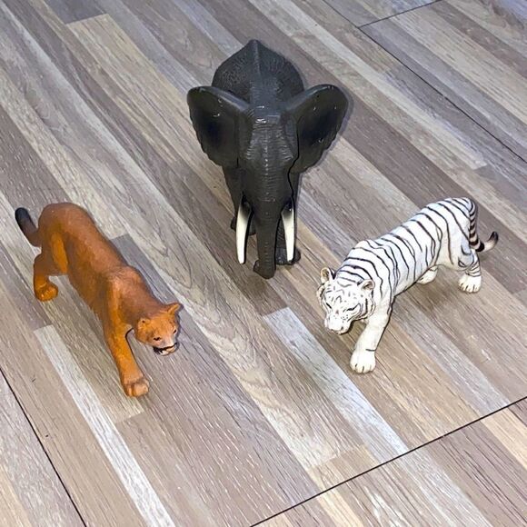 Jungle safari animals vintage tiger elephants with trunk up cougar 3 piece toys - Picture 1 of 13